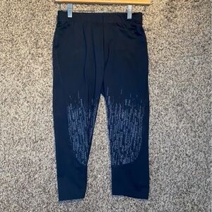 Gymshark black crop leggings geometric print